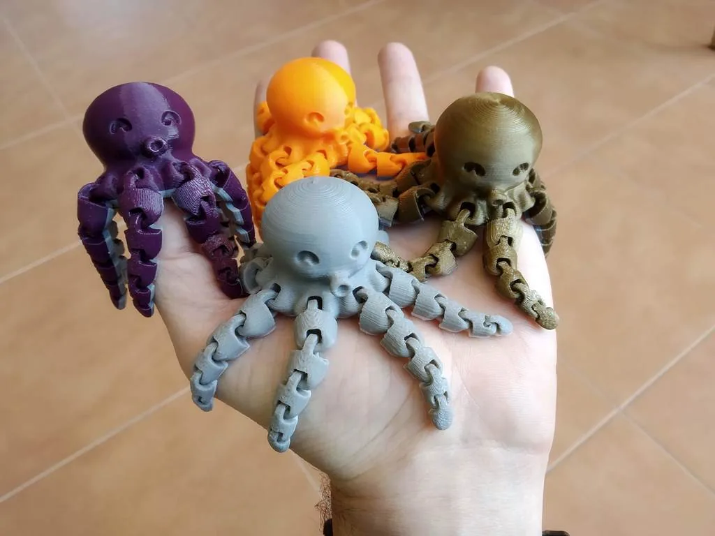 Mini Polvo Fofo Articulado impresso em 3D