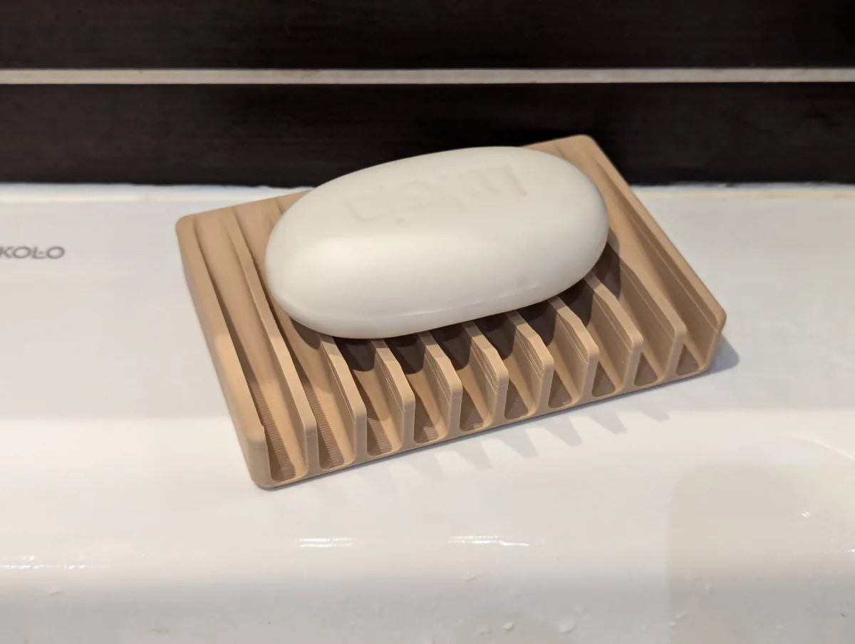 Saboneteira que deixa o sabão seco impresso em 3D